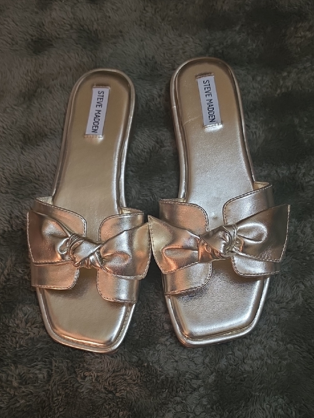 Steve Madden Tatumm Slide Sandal  Gold Bow Slides